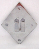 Кронштейн QTA 00200002 держатель сетки к стене металл хром